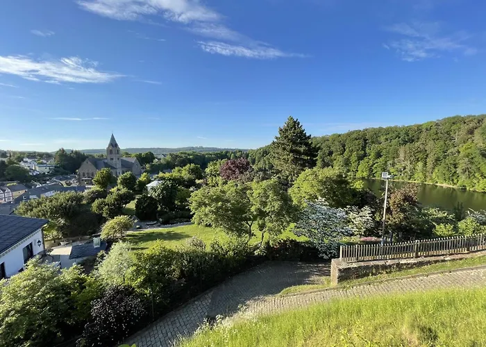 בית נופש Eifelcottage Storchennest By Interhome *